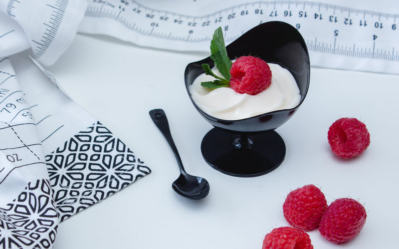 Black Scallop Stem Cup with dessert 