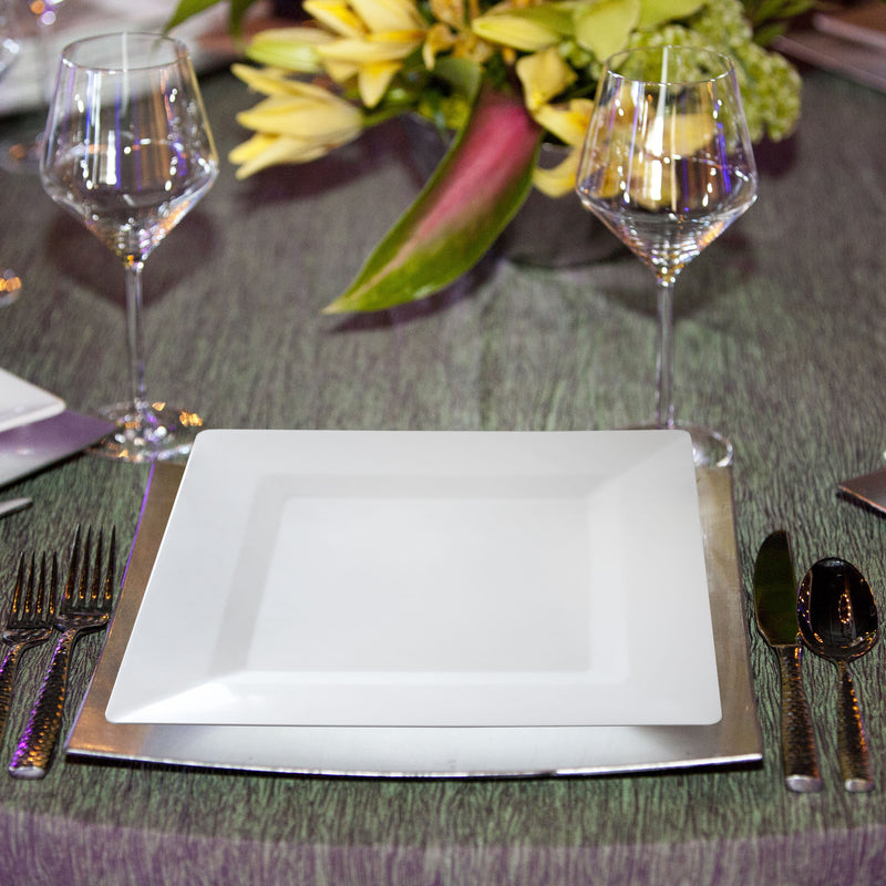 10” White Square Plastic Plates (50 Count)